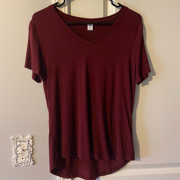 Old Navy Luxe V-Neck Tee - Picture 2 of 4